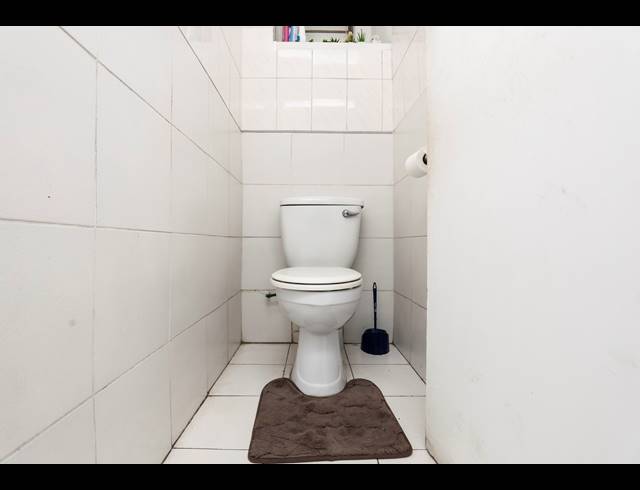 2 BEDROOM APARTMENT FOR SALE IN GLENWOOD